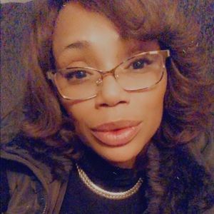 Meet your Posher, Katrina